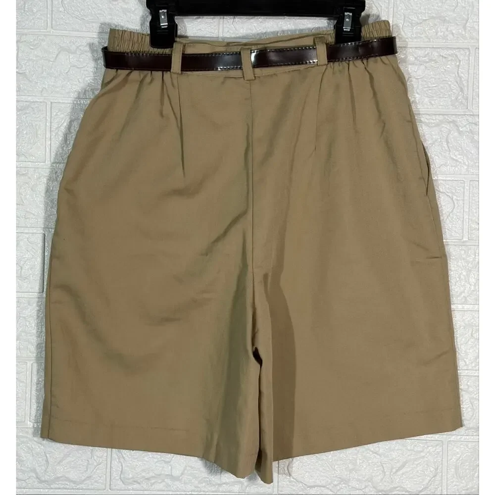 Vintage Briggs Women’s Size 8 Khaki Bermuda Shorts with Belt Made in USA
